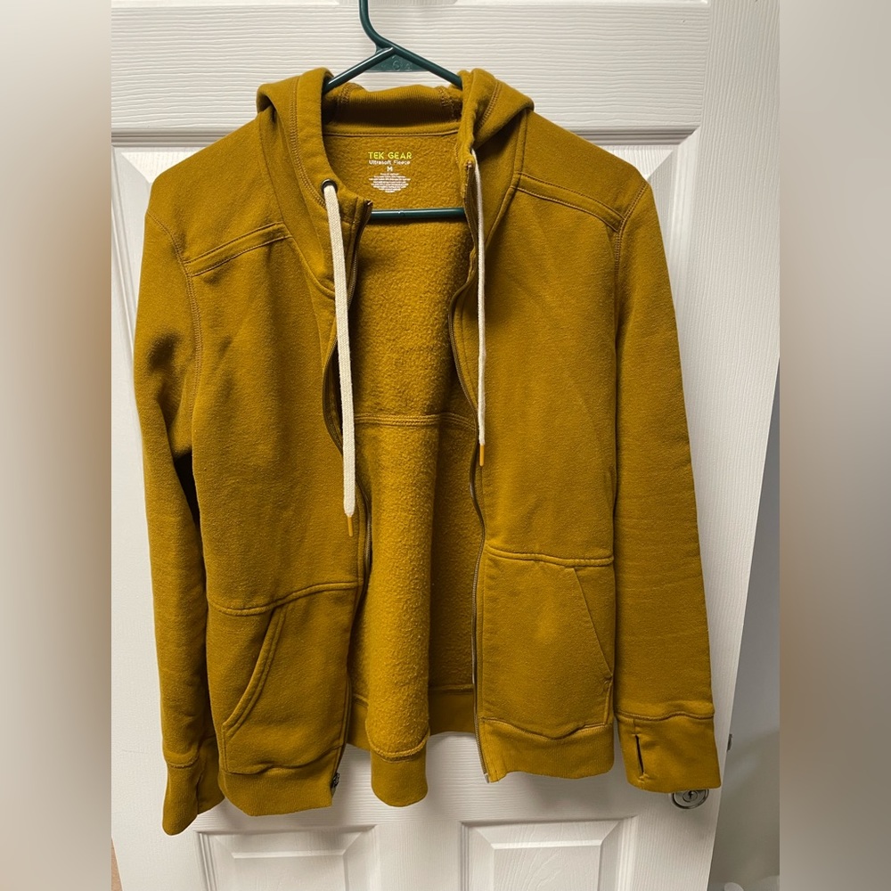 Gently worn Mustard/yellow zip-up hoodie